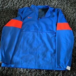 Men’s sweater